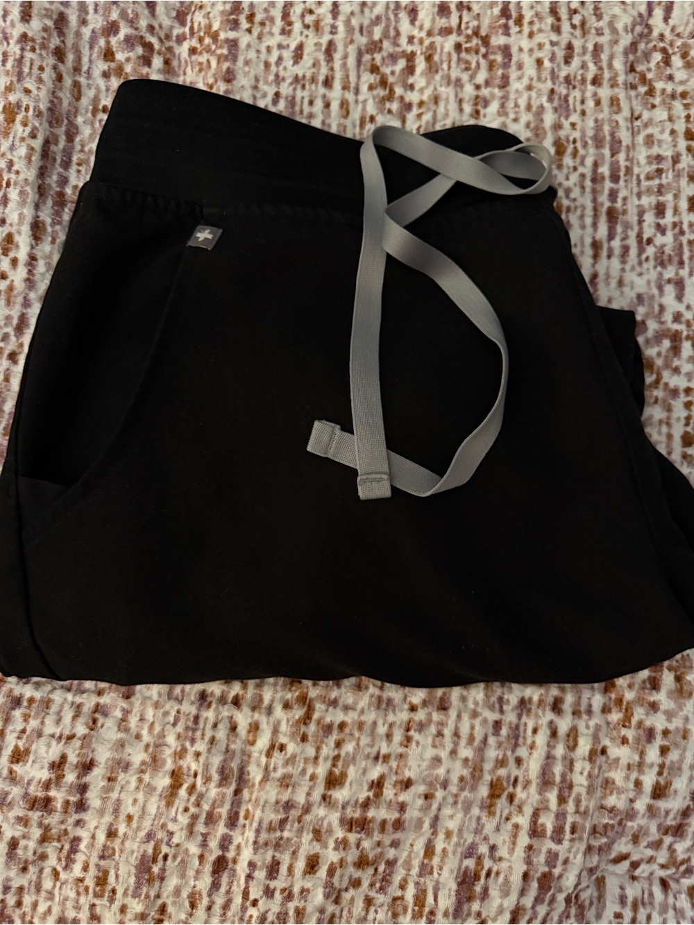 Figs Women’s Black Jogger Pants with Gray Drawstring